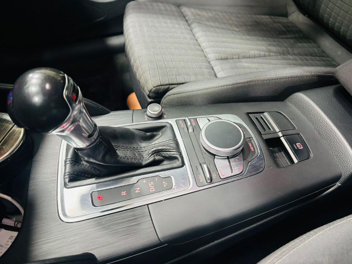 Audi A3 Sportback 1.6 TDI S tronic Ambition S-Line