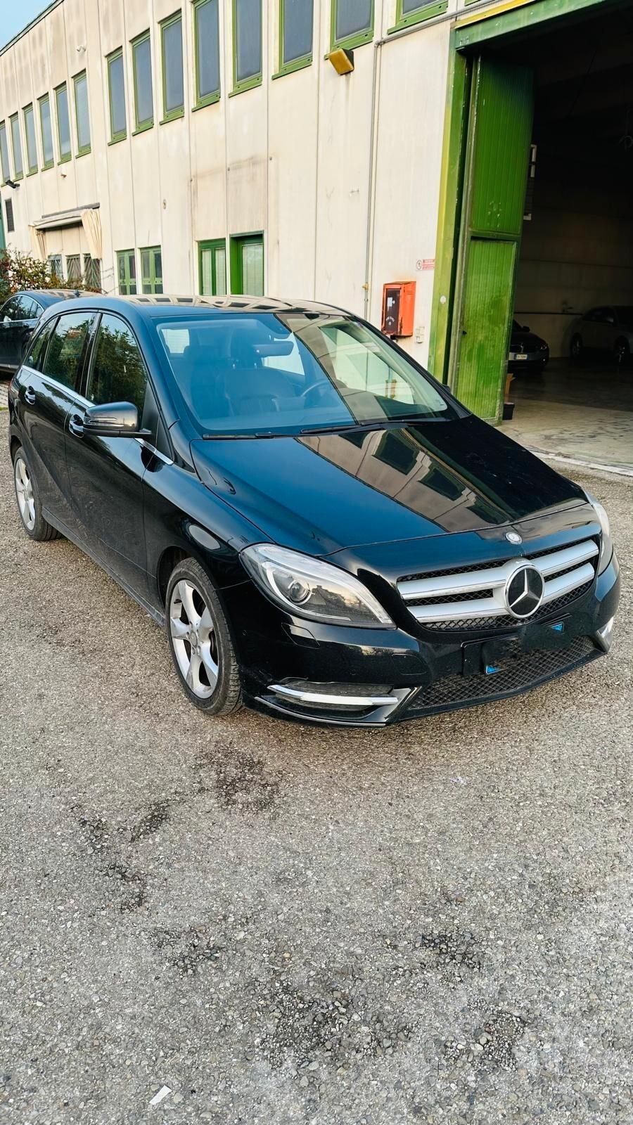 Mercedes-benz B 200 CDI Automatic Premium