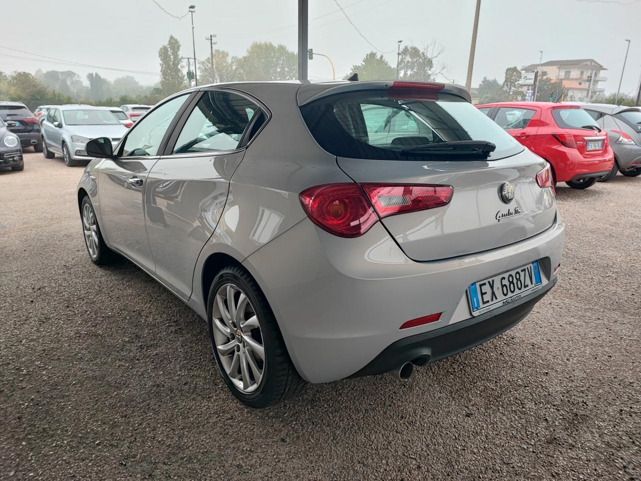 Alfa Romeo Giulietta 1.6 JTDm-2 105 CV Distinctive