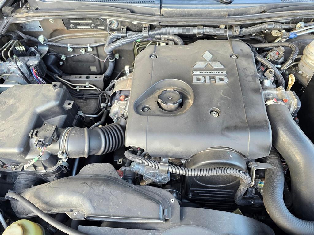 Mitsubishi L200 2.5 DI-D/178CV DC Intense Plus DPF