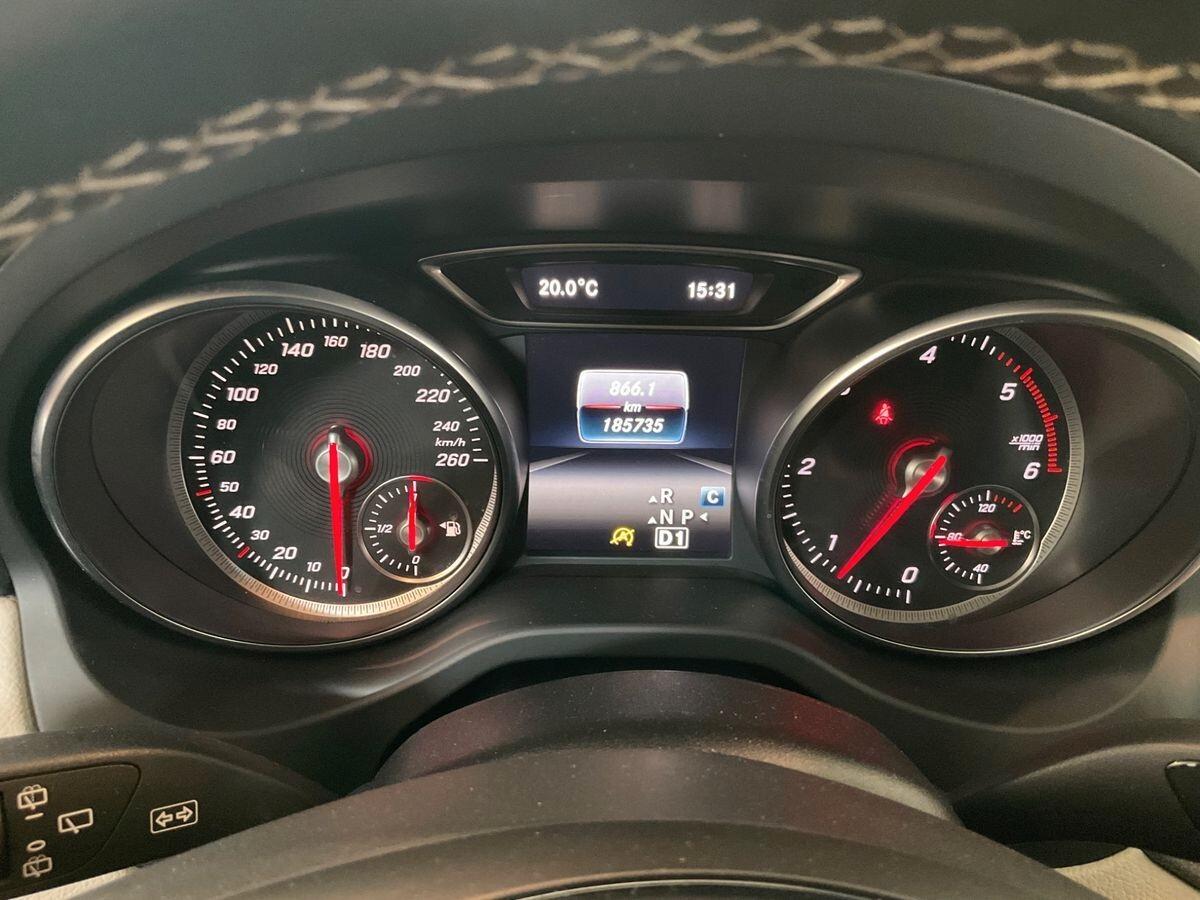 Mercedes-benz GLA 200 d SPORT