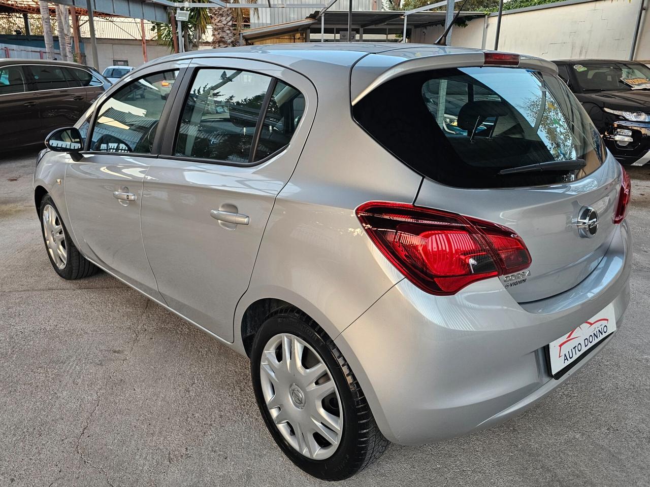 Opel Corsa 1.4 90CV GPL Tech 5 porte n-Joy