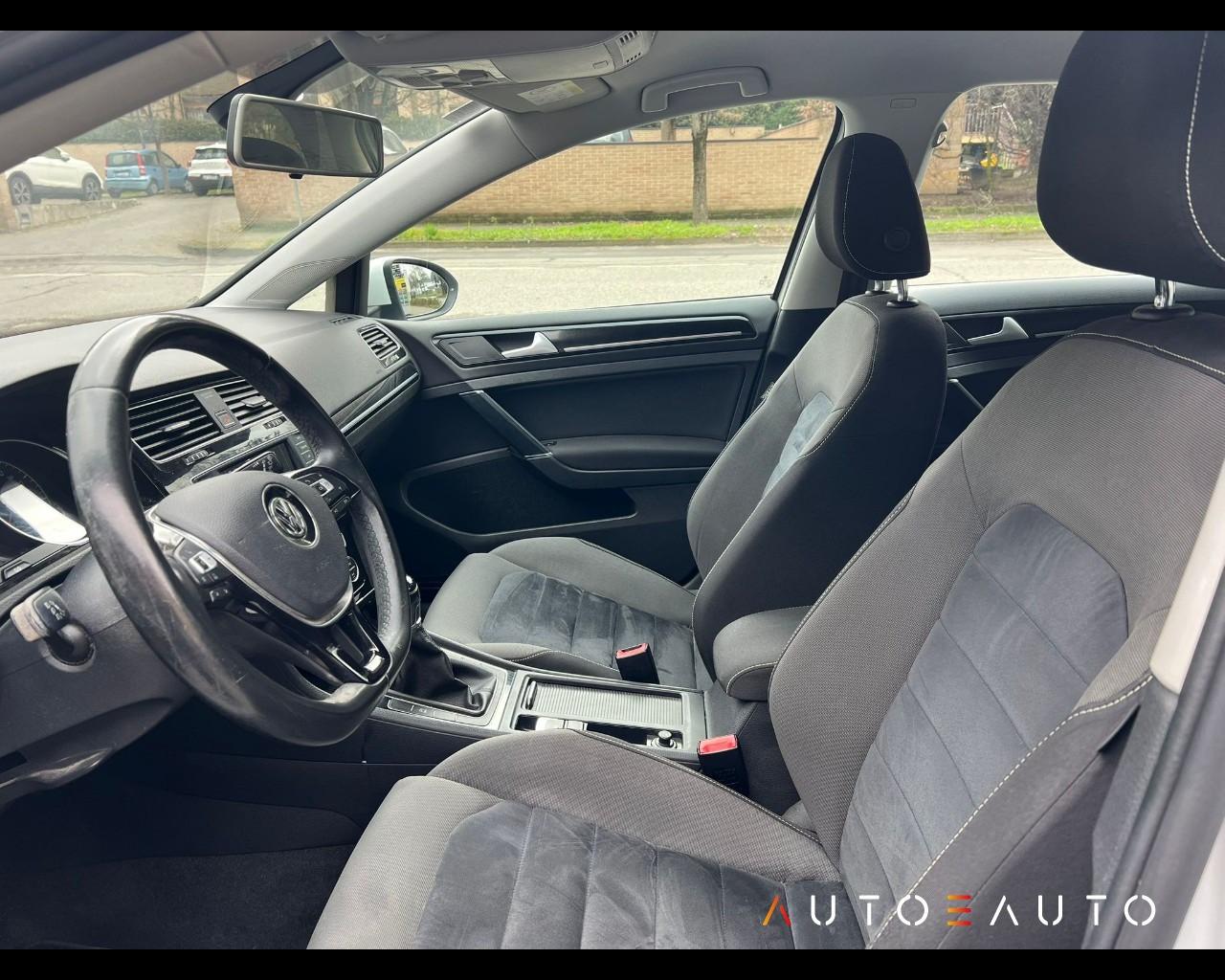 VOLKSWAGEN Golf VII - Golf 5p 1.4 tgi Trendline