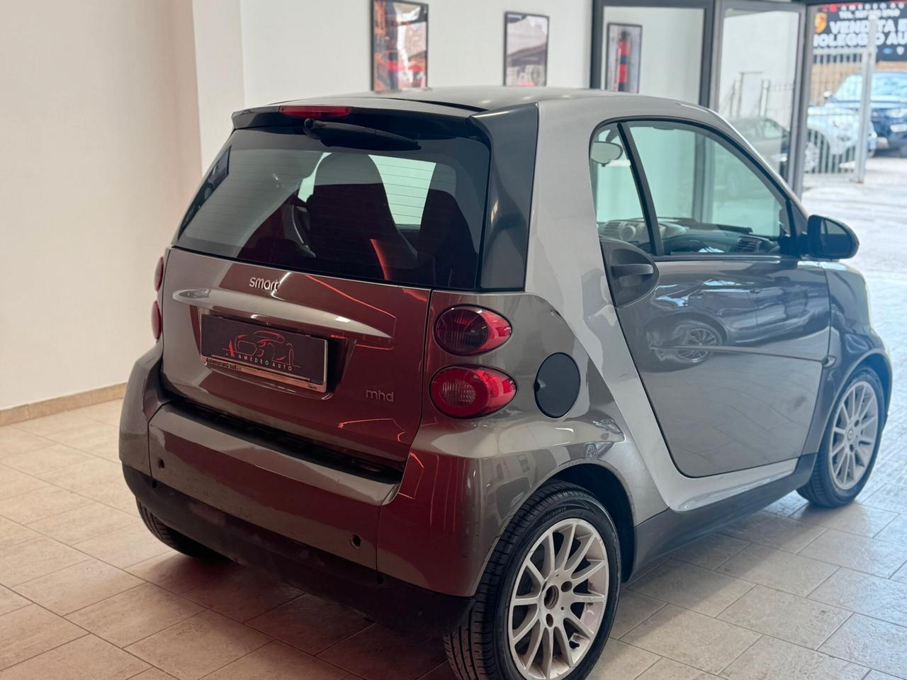 Smart ForTwo 1000 52 kW MHD coupé passion