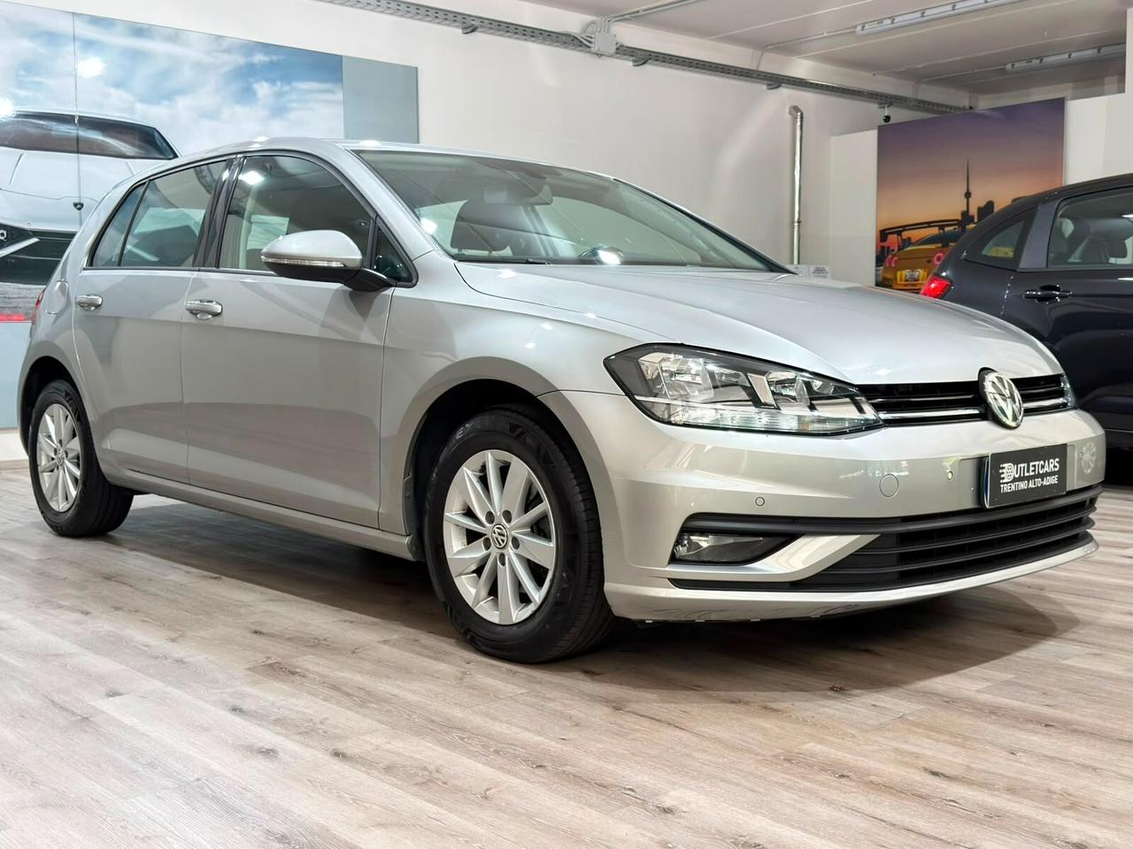 VOLKSWAGEN GOLF 1.6TDI 115CV 5P 2019