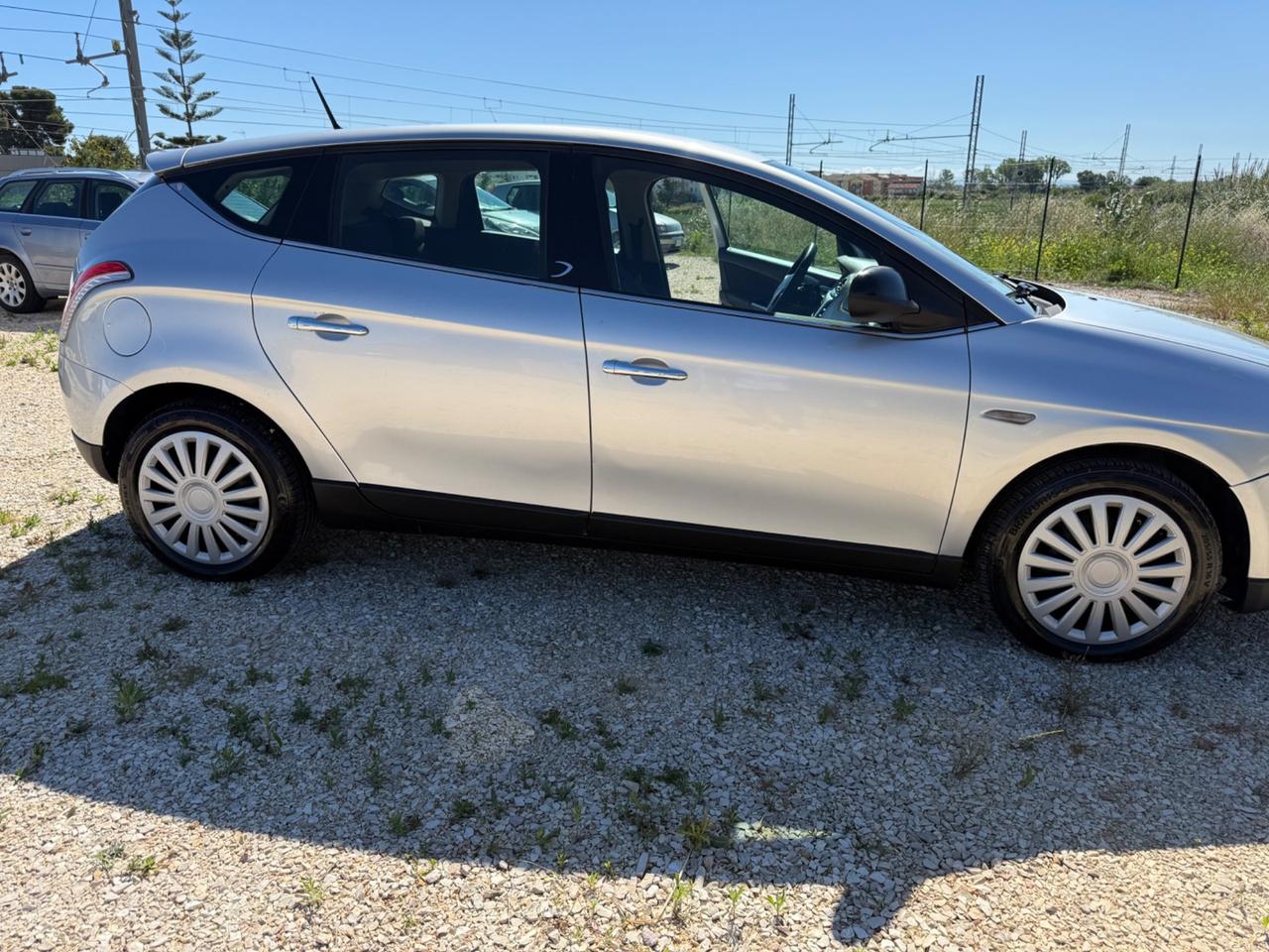 Lancia Delta 1.6 MJT 120 CV PERMUTE 2.900€