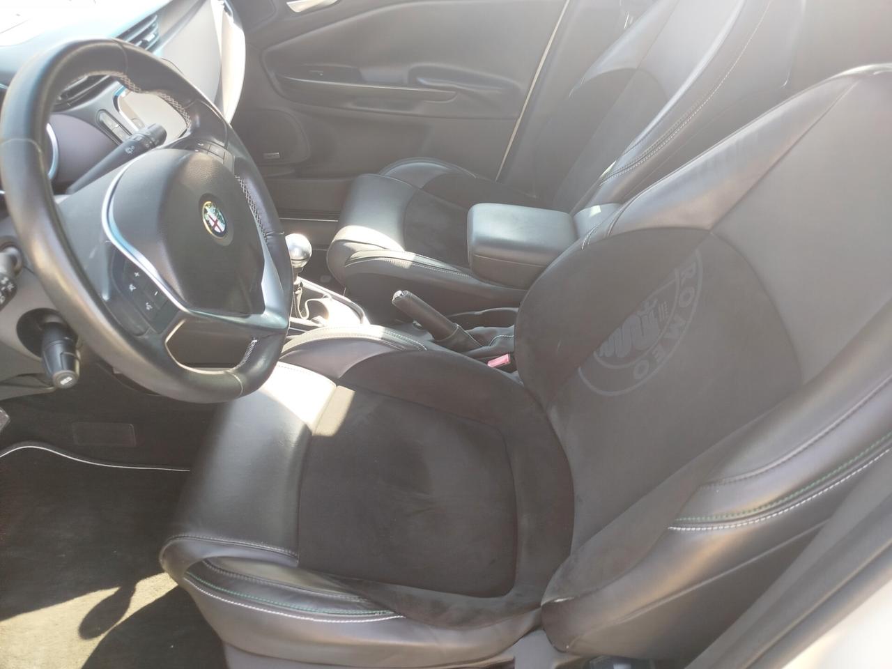 Alfa Romeo Giulietta 1.6 JTDm-2 105 CV Quadrifoglio verde