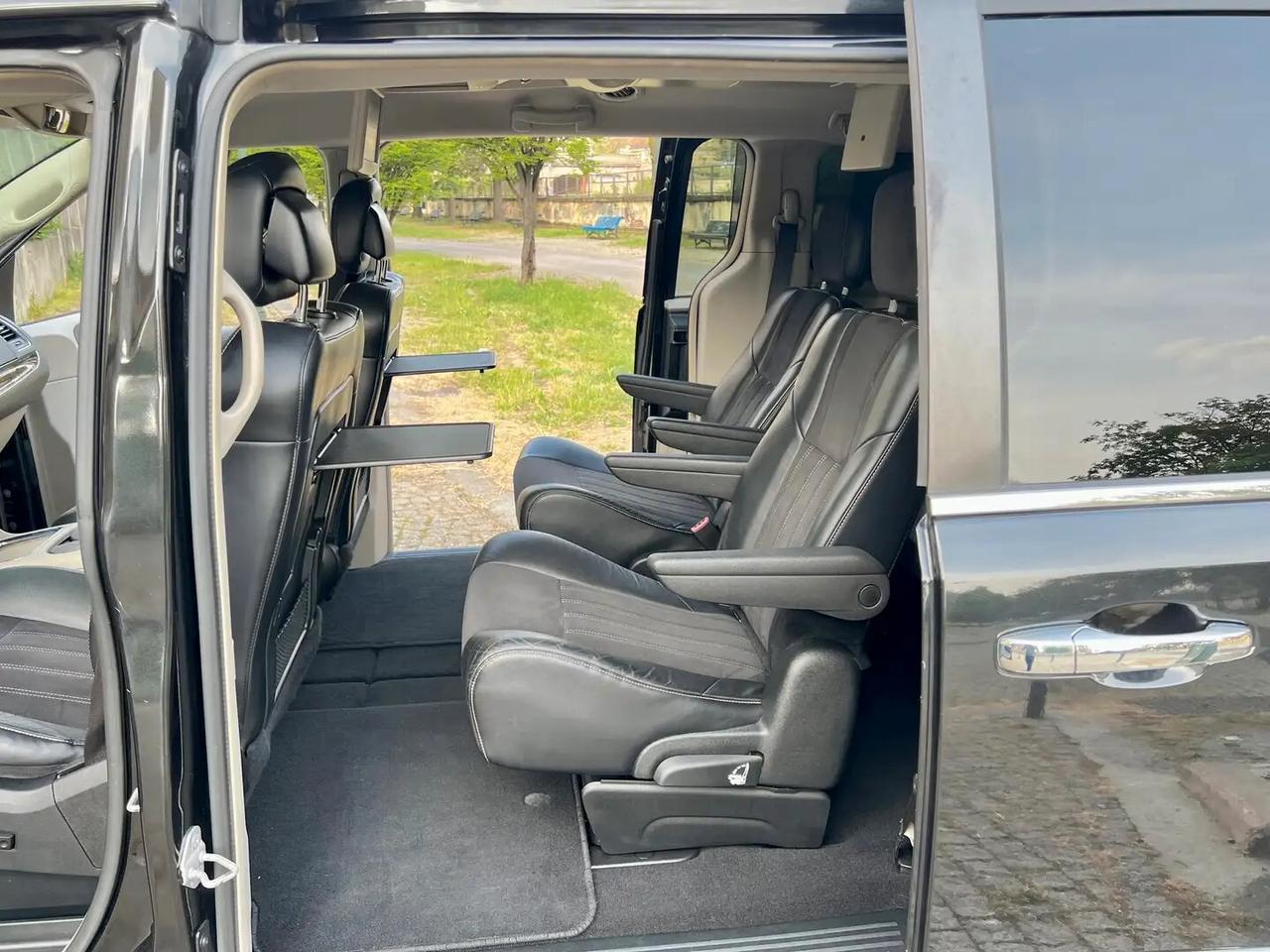 Lancia Voyager 2.8 Turbodiesel Platinum 177 CV