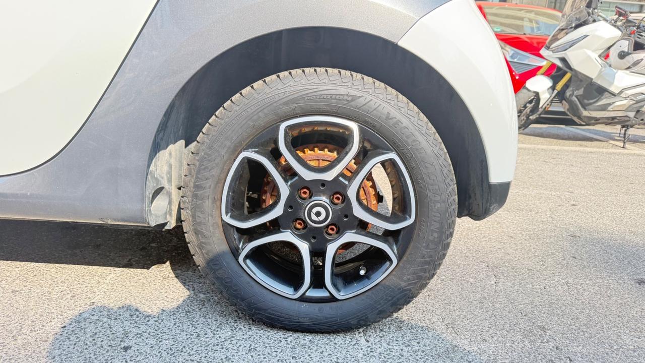 Smart ForFour 90 0.9 Turbo Passion LED NAVI CAR PLAY PDC CERCHI 15 BLUETOOTH