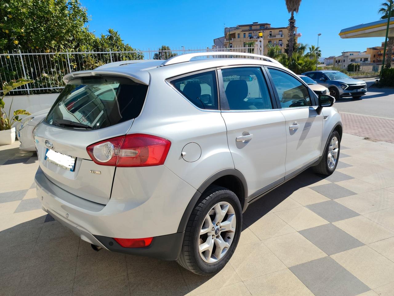 Ford Kuga 2.0 TDCi 136 CV 4WD Titanium DPF
