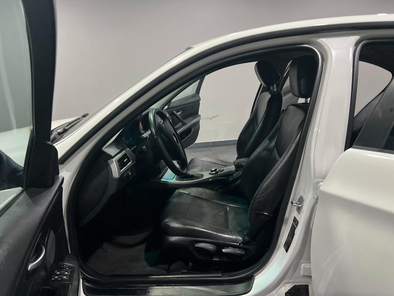BMW 320 d Eletta 177cv NAVI + INT. PELLE