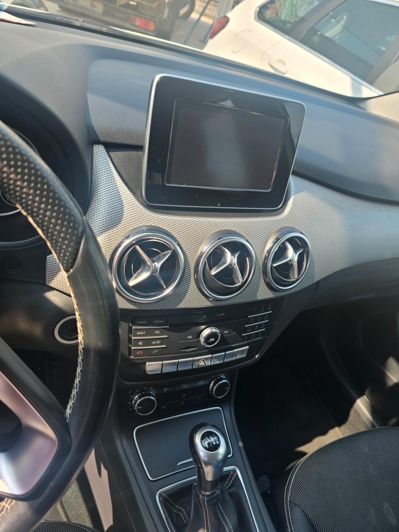 Mercedes-benz B 200 B 200 c Sport