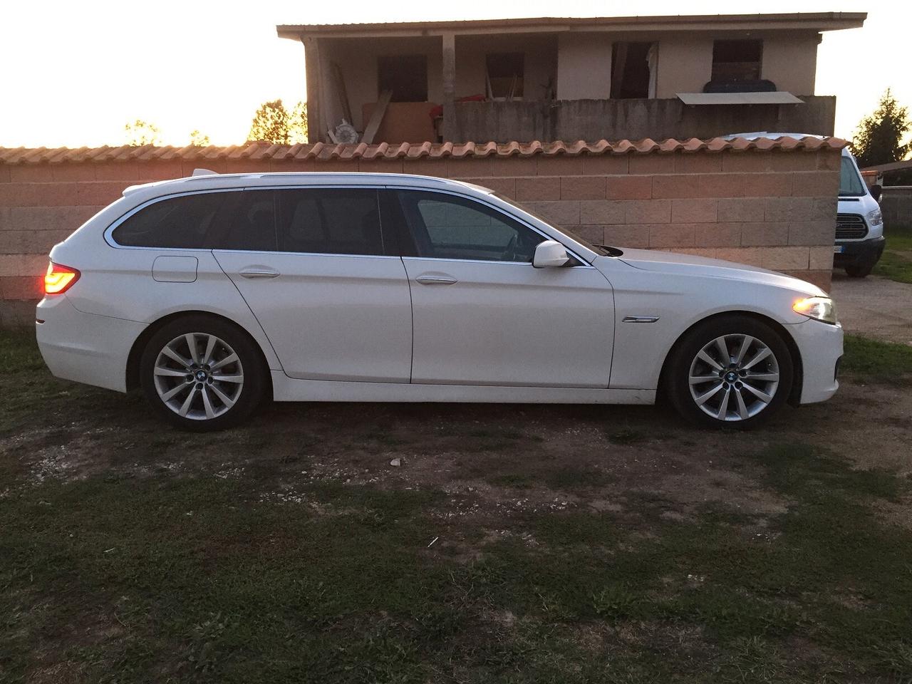BMW 520 D AUTOMATICA motore 133.000 KM