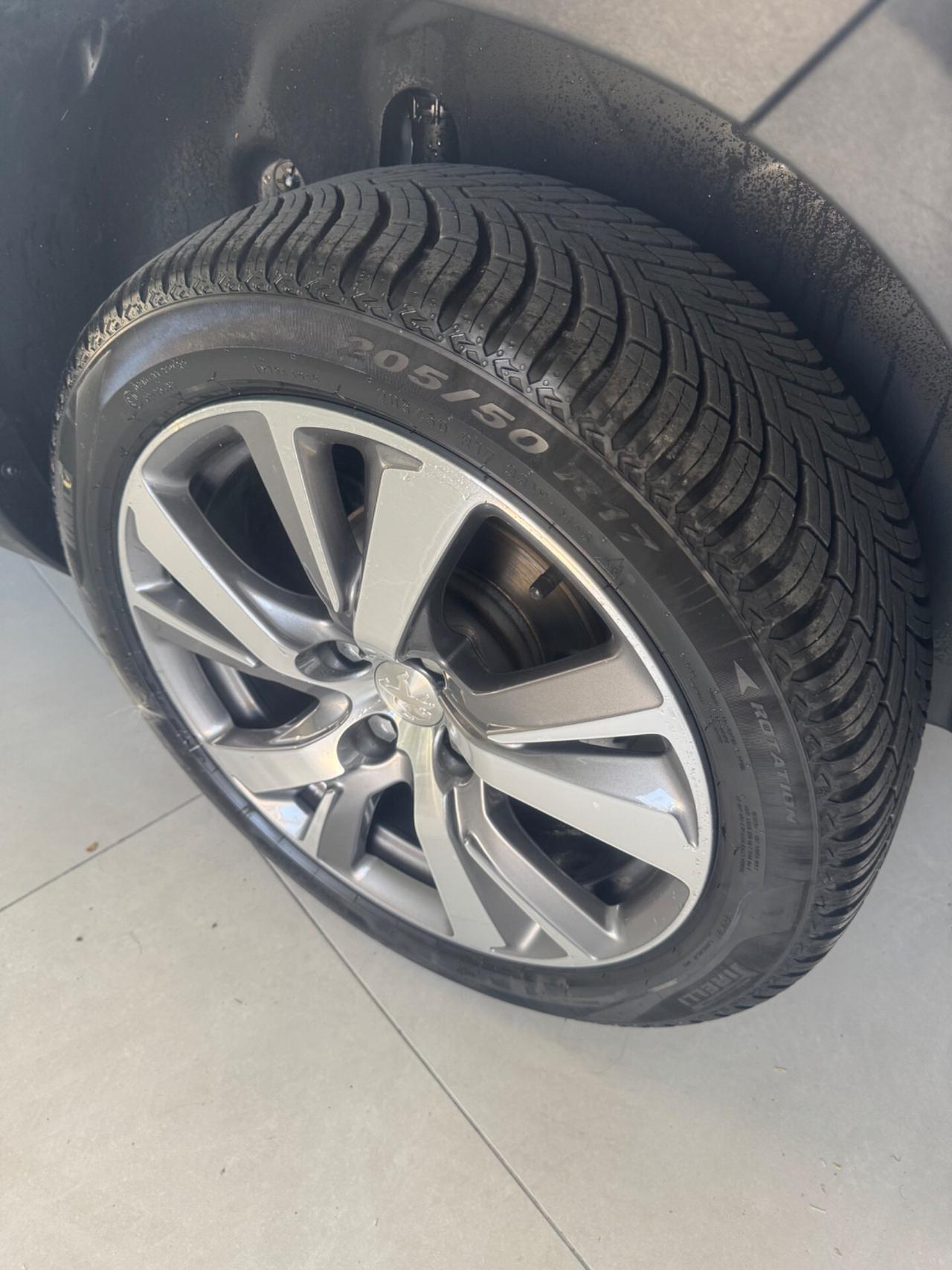 Peugeot 2008 1.6 diesel Allure
