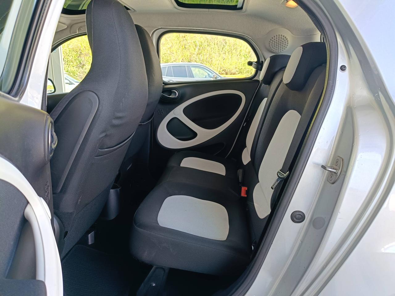 SMART Forfour II 2015 - Forfour 1.0 Passion 71cv