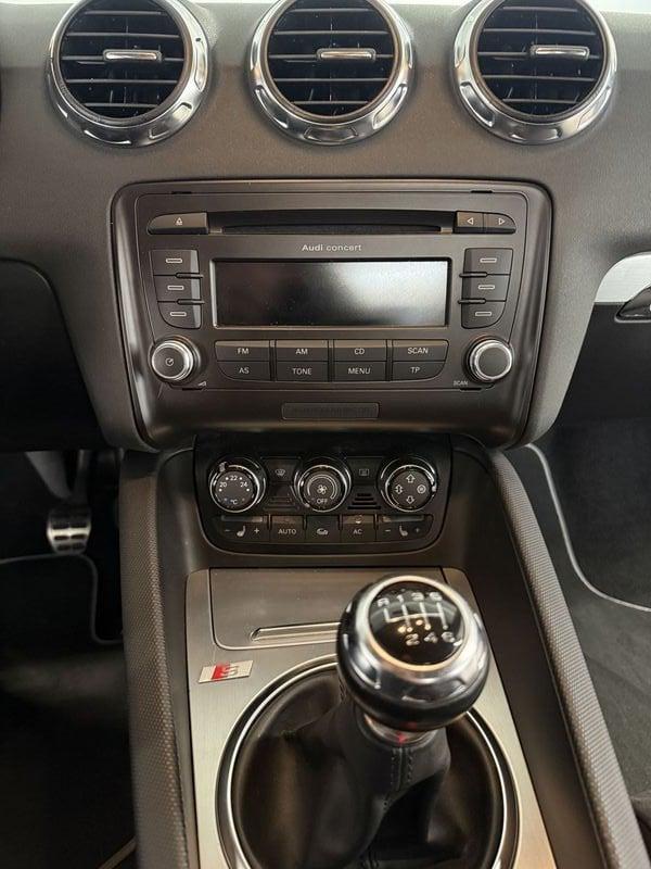 Audi TT TT Coupé 3.2 V6 quattro