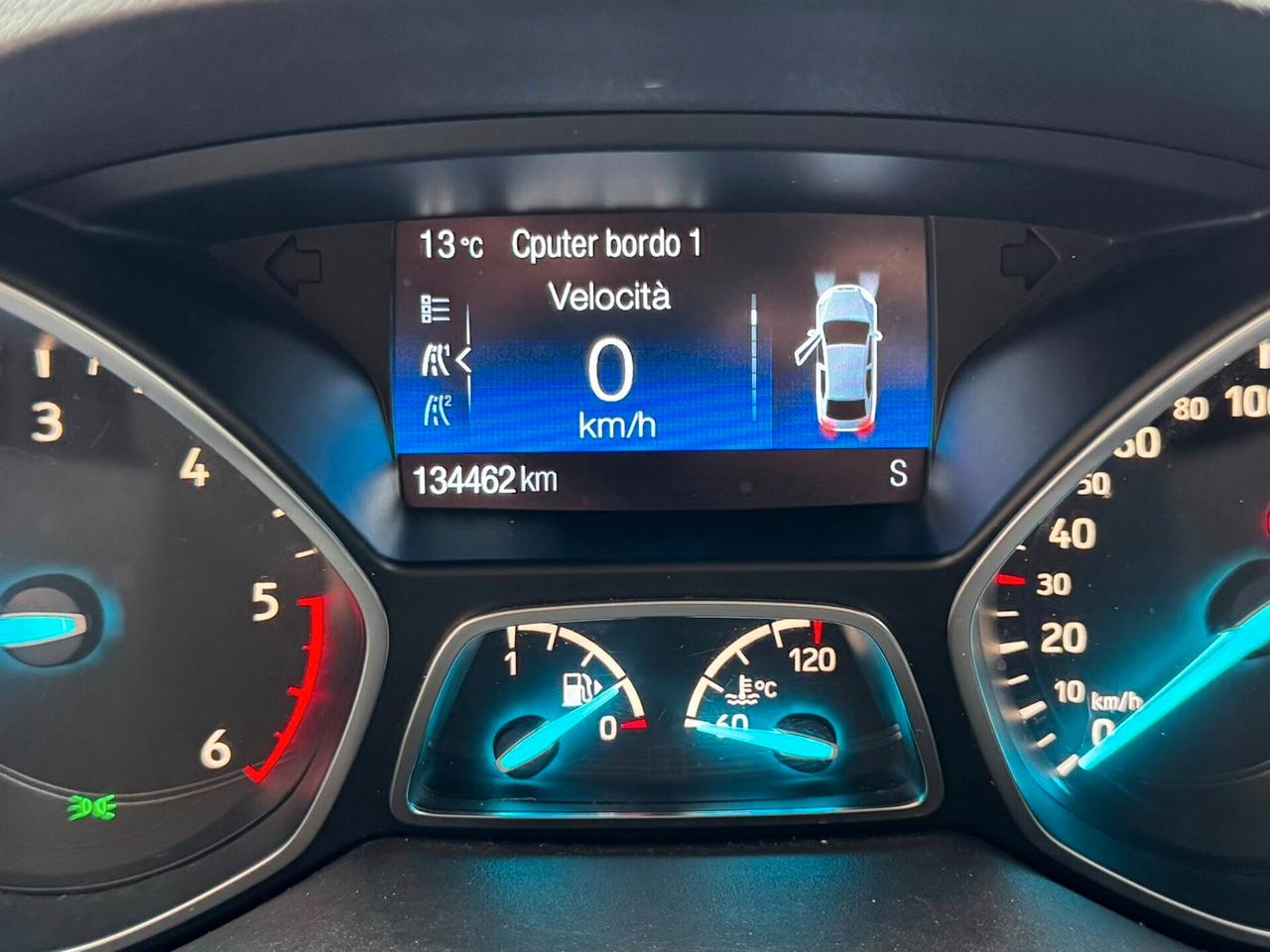 FORD KUGA 1.5 TDCI 120 CV. 2WD TITANIUM NAVI+RETROCAMERA