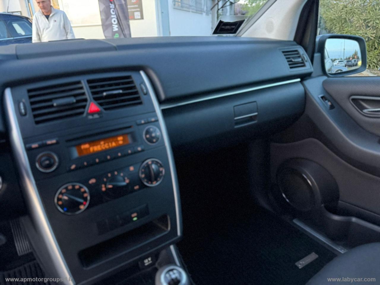 MERCEDES-BENZ B 180 BlueEFFICIENCY Executive