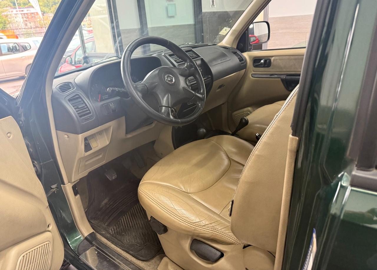 Nissan Terrano 3.0 DiT 3 porte Adventure GANCIO TRAINO