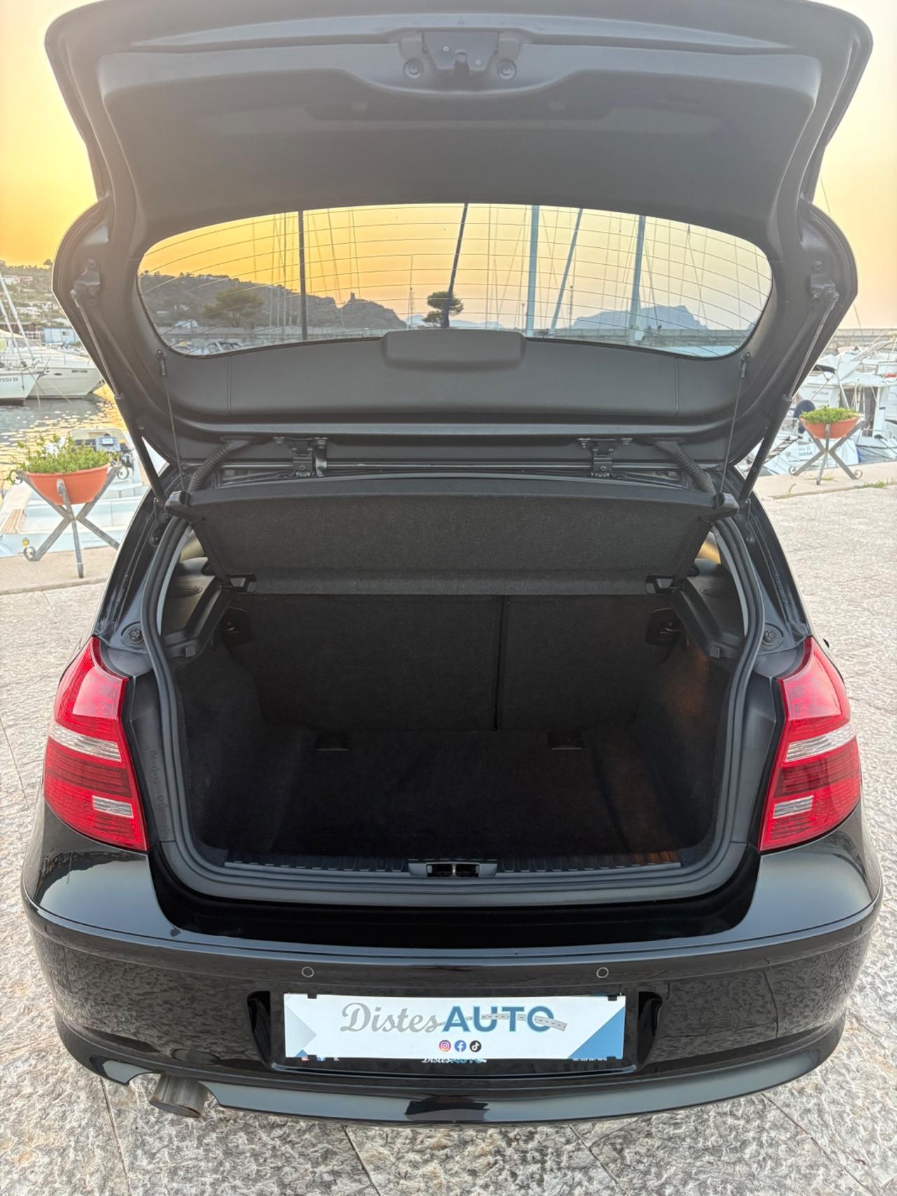 Bmw 118d 5 porte super accessoriata