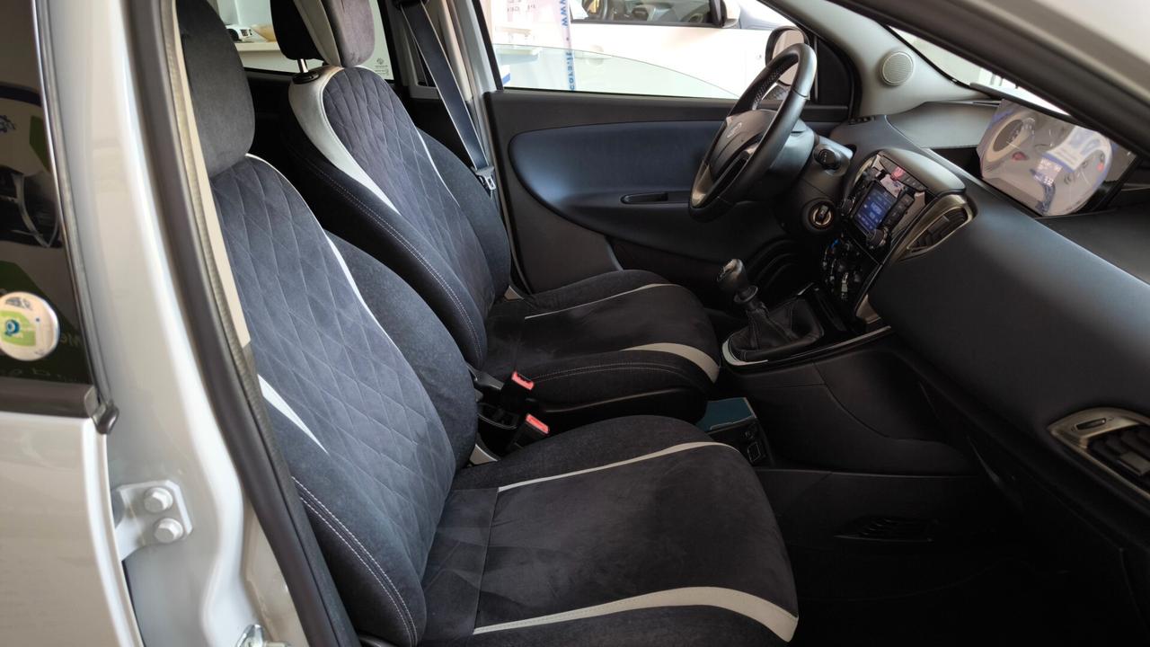 Lancia Ypsilon 1.2 69 CV 5 porte GPL Ecochic Mya