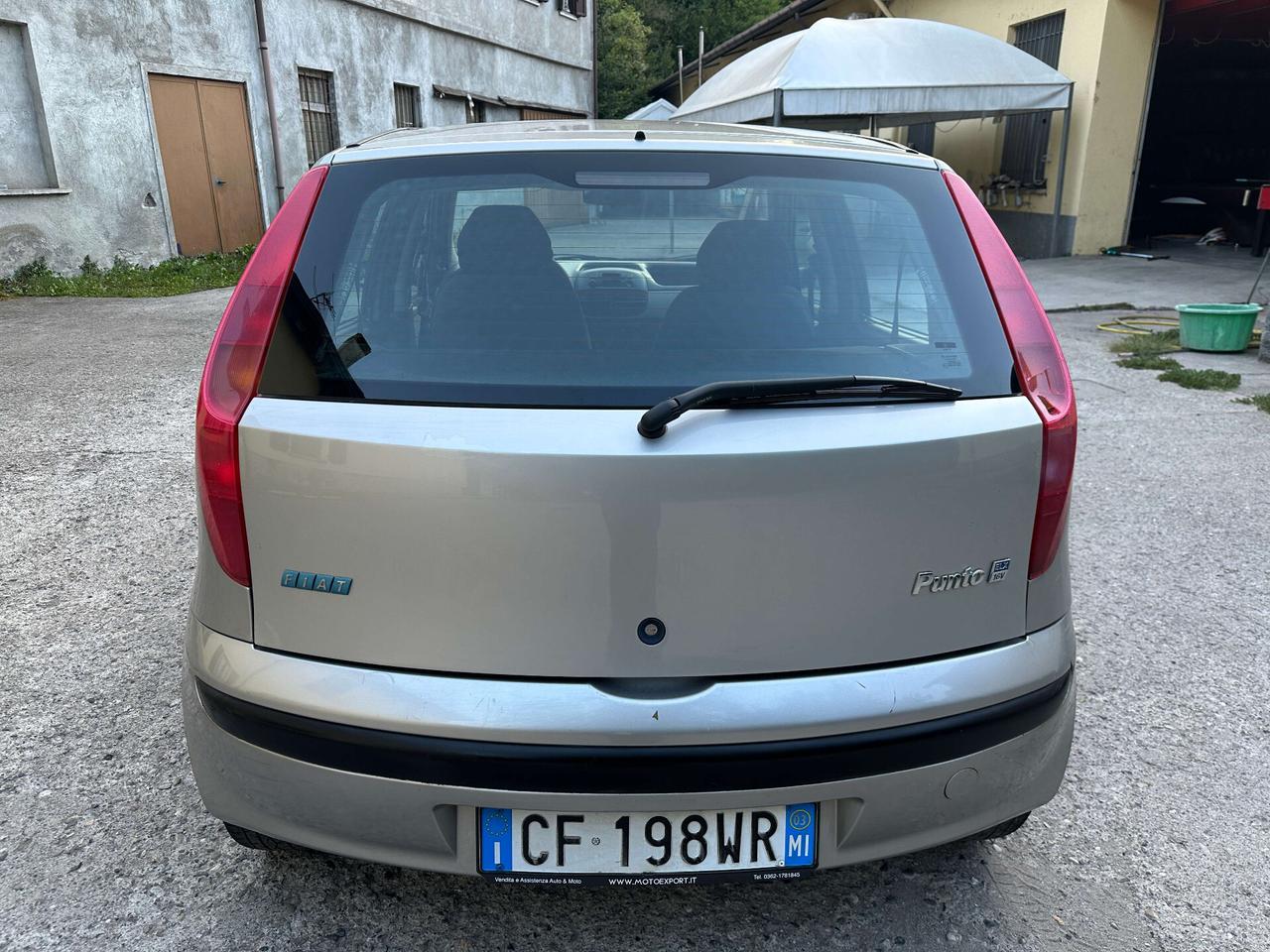 Fiat Punto 1.2i 16V cat 5 porte HLX