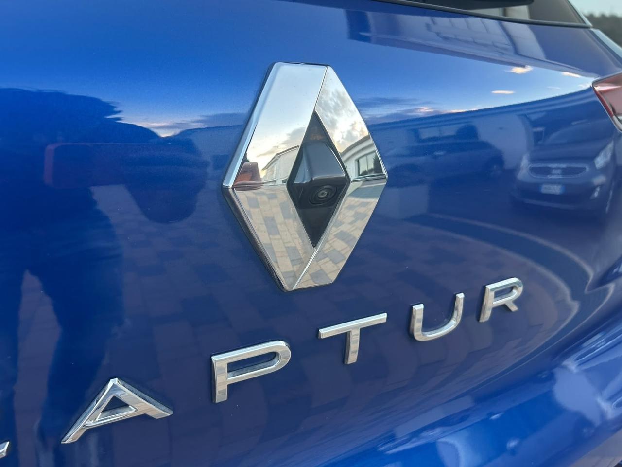 Renault Captur Plug-in Hybrid E-Tech 160 CV Initiale Paris