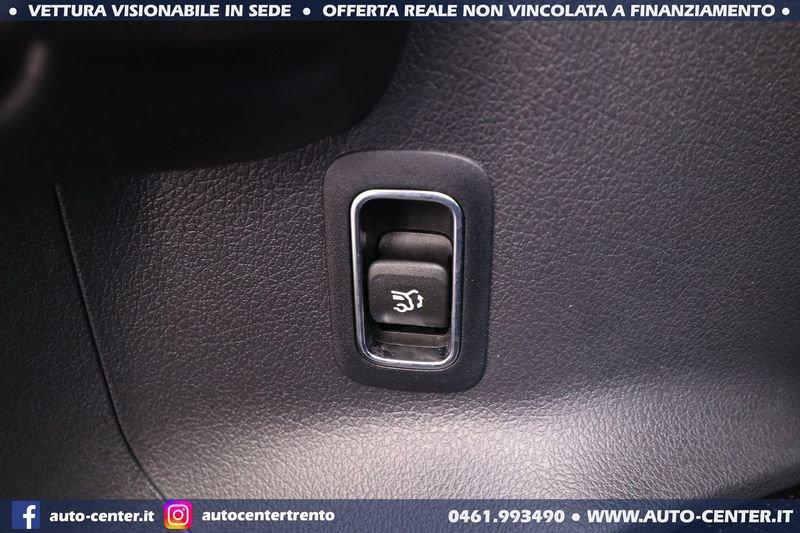 Mercedes-Benz GLA 250 Premium AMG 4matic *TETTO
