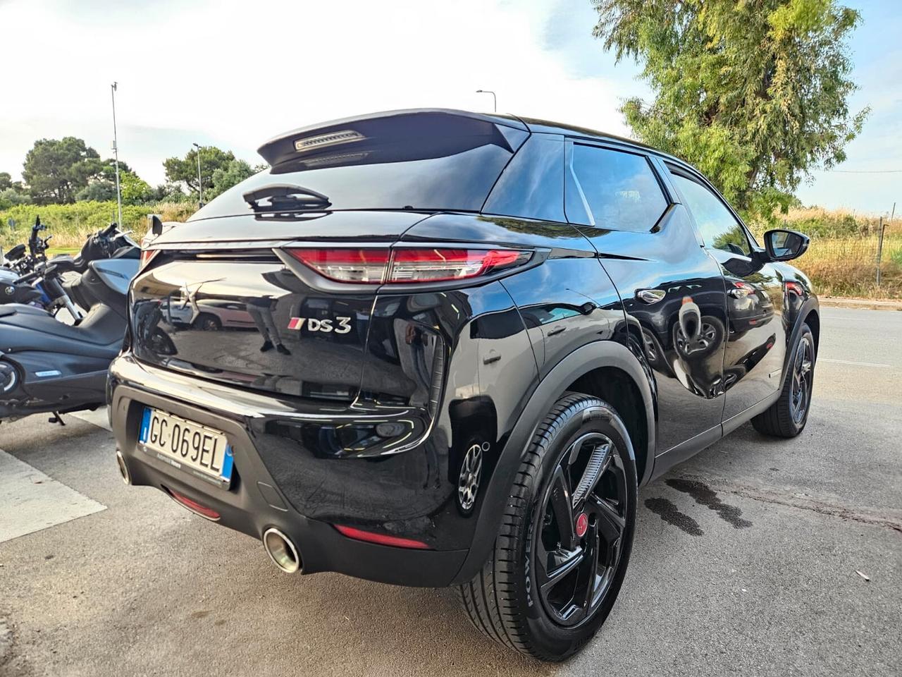DS3 CROSSBACK PREFORMANCE Line 1.2 BENZ 155cv 114KW