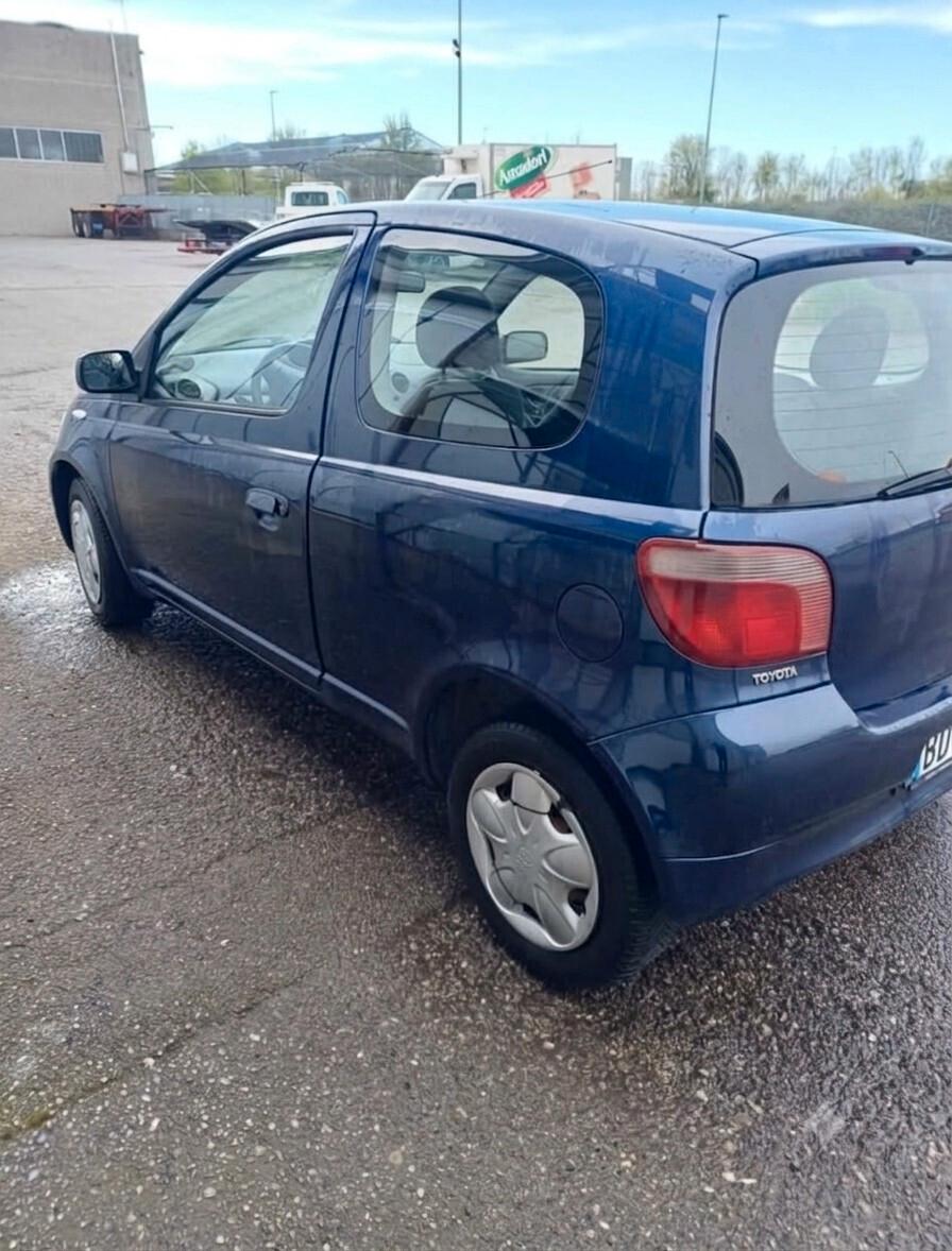 Toyota Yaris 1.0i 16V cat 3 porte