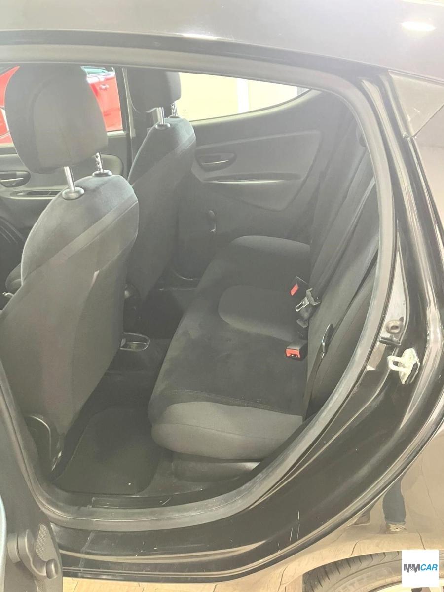 LANCIA - Ypsilon - 1.2 69 CV 5 porte Gold