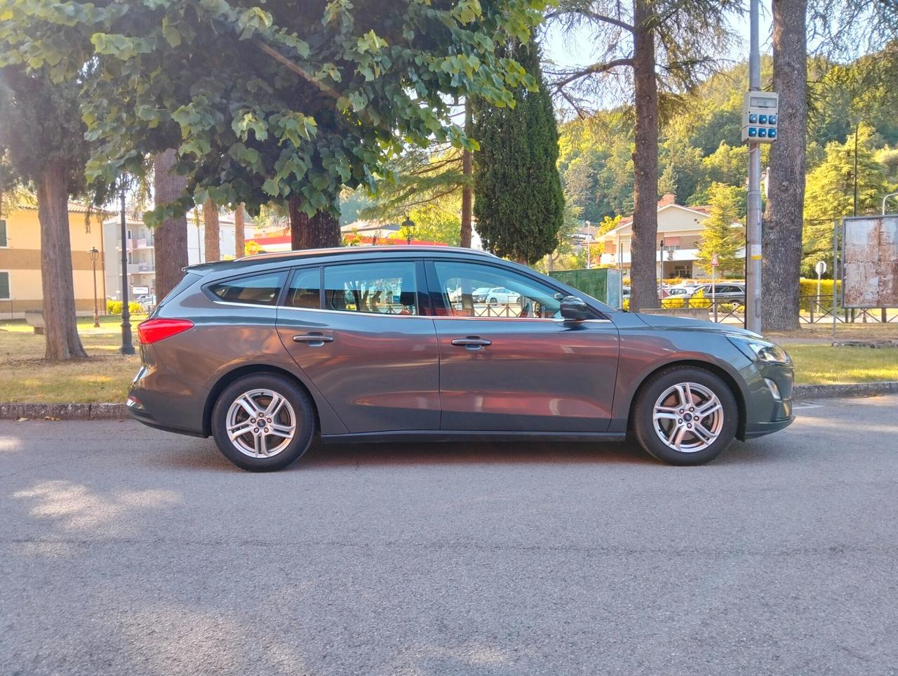 Ford Focus Hybrid ecoboost