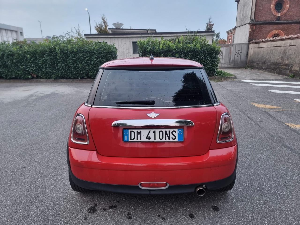 Mini 1.4 16V One Candele da cambiare