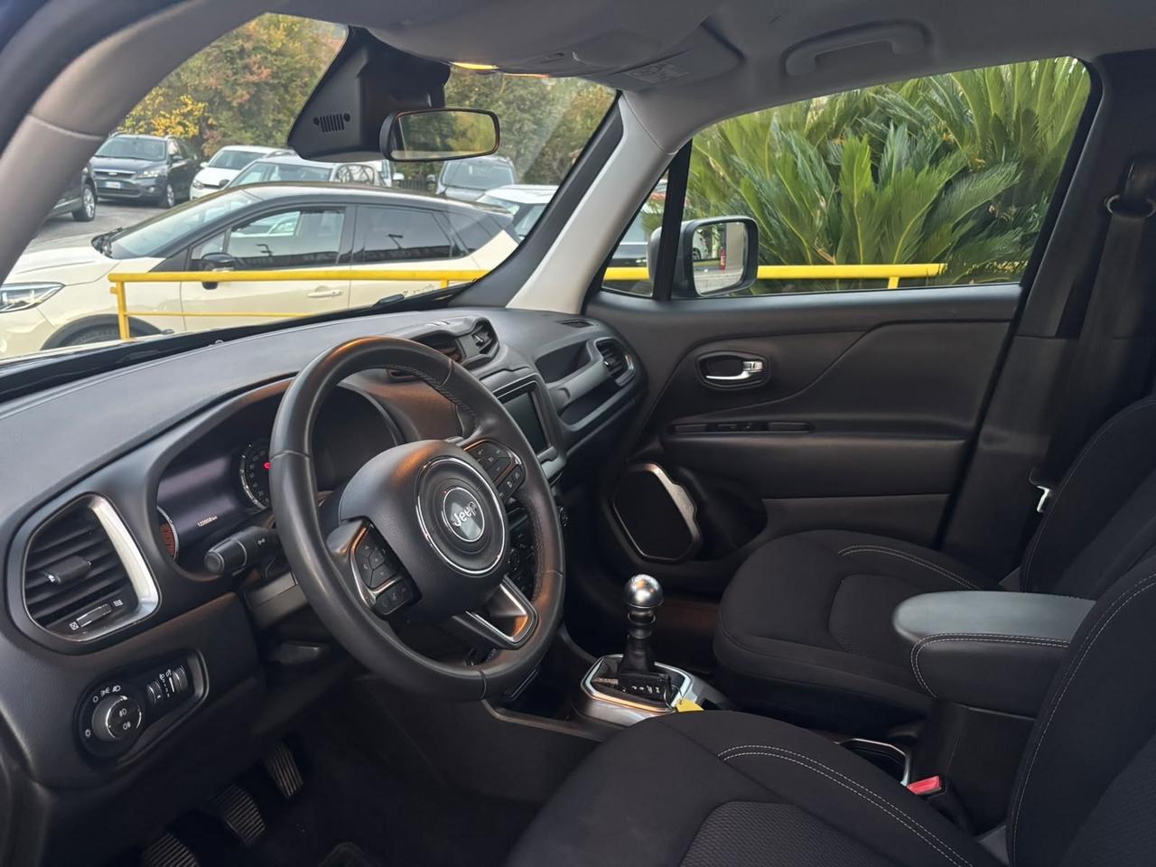 Jeep Renegade 2022 si accettano permute e finanziamenti