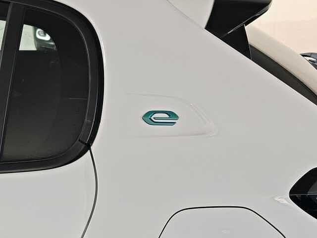 Peugeot 208 motore elettrico 136 CV 5 porte Allure Pack