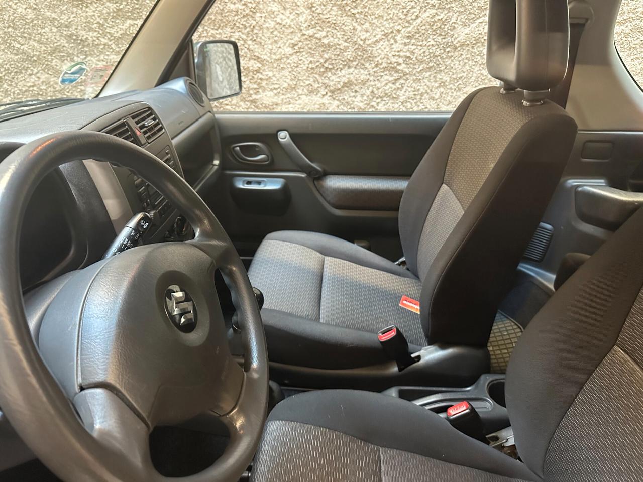 Suzuki Jimny 1.3i 16V cat 4WD JLX Più