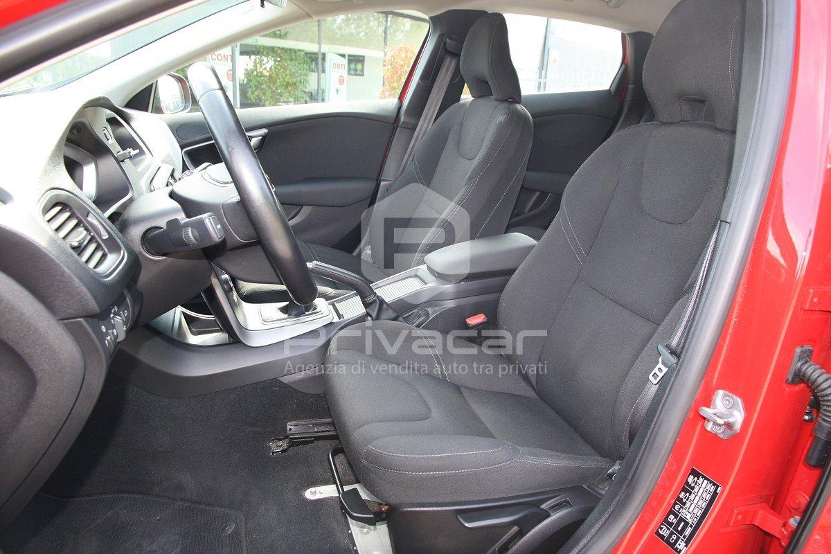 VOLVO V40 D2 Kinetic
