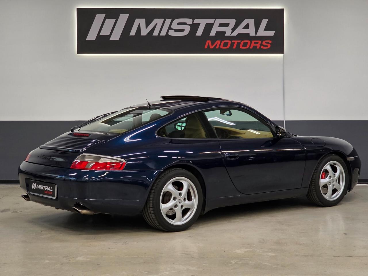Porsche 911 Carrera Tiptronic