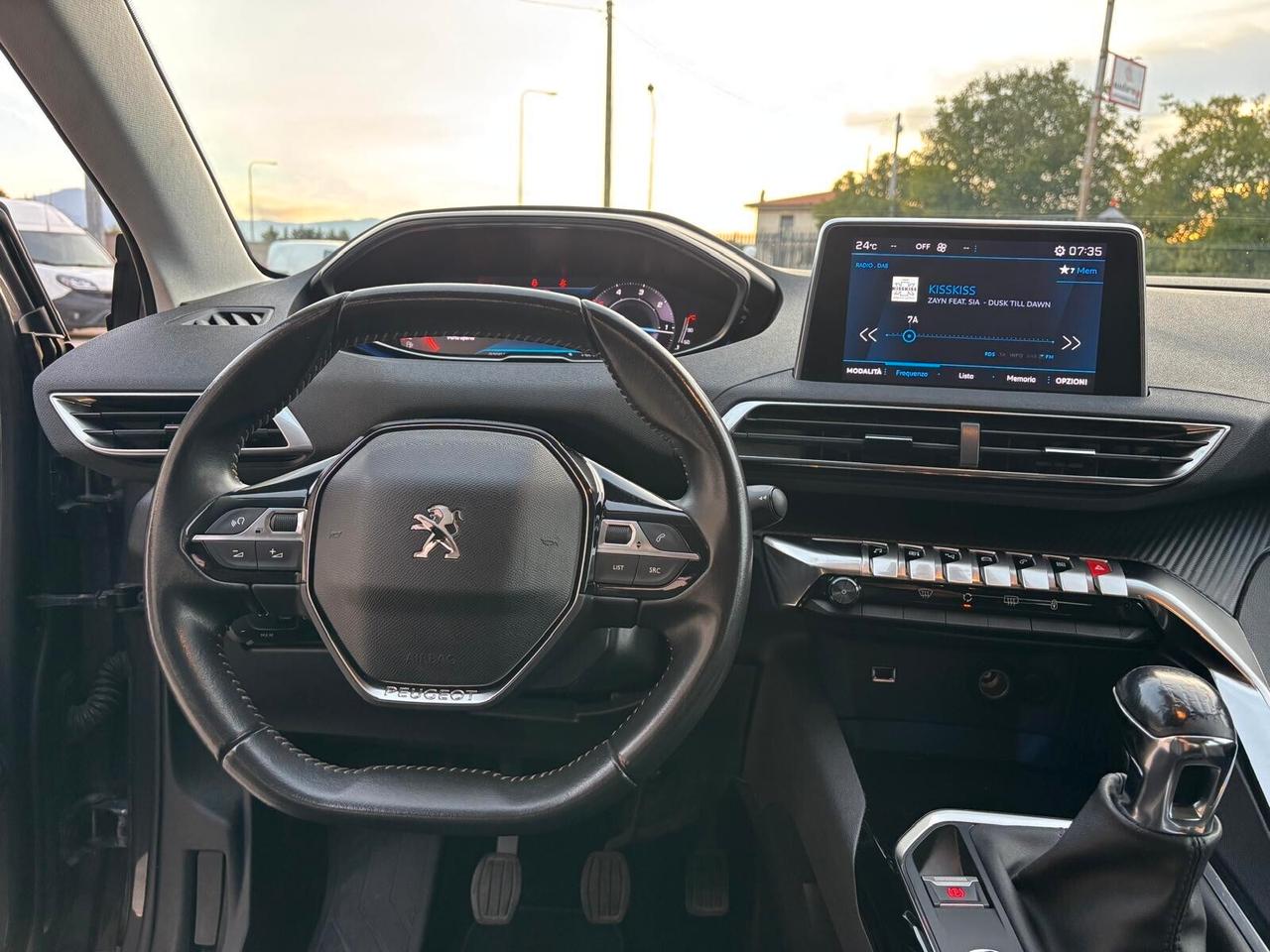 Peugeot 3008 BlueHDi 130 S&S Active Pack 04/2022