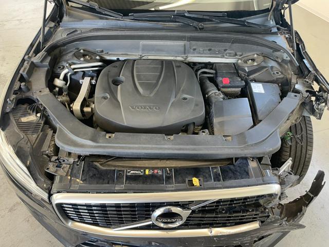 VOLVO XC60 D4 AWD GEARTRONIC R-DESIGN