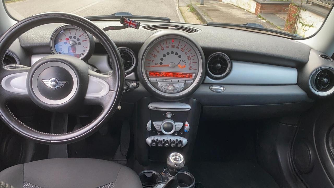 Mini Cooper D Clubman 1.6 16V Pepper