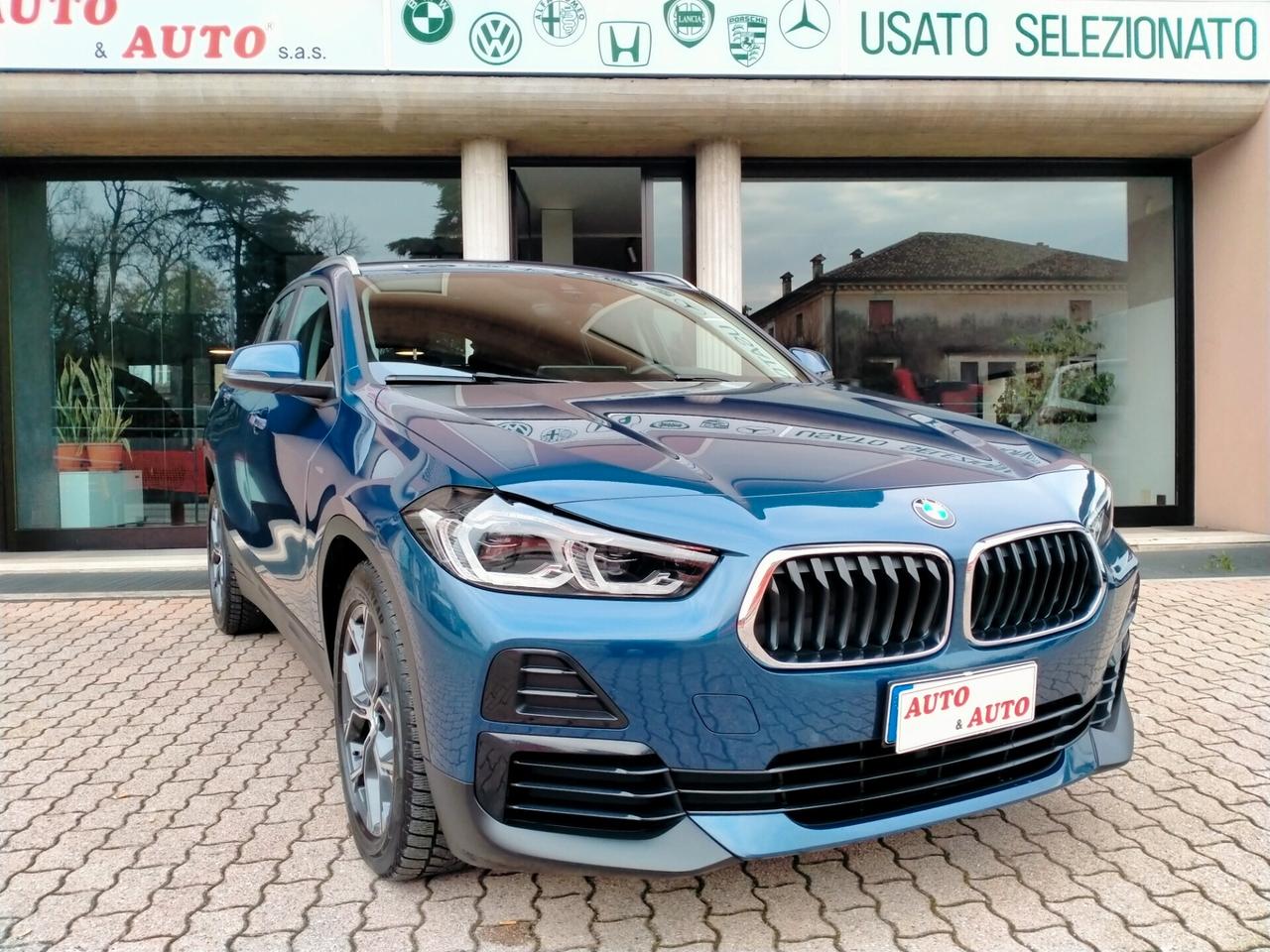 BMW X2 XDRIVE 18D LED / TETTO / DDC / KEYLESS / H.KARDON / HEAD UP