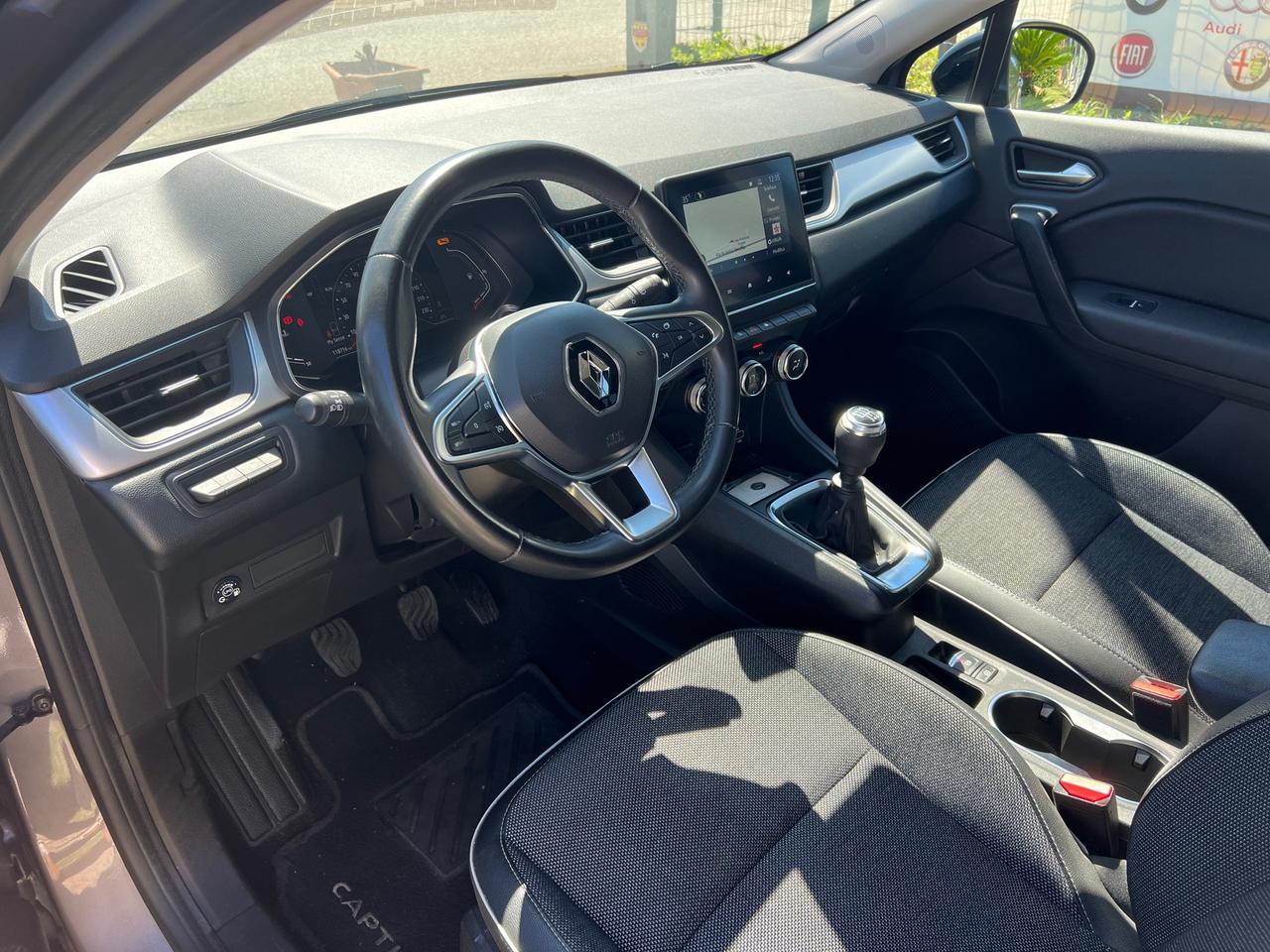 Renault Captur intens tce 100cv GPL-2023 "IMPECCABILE"