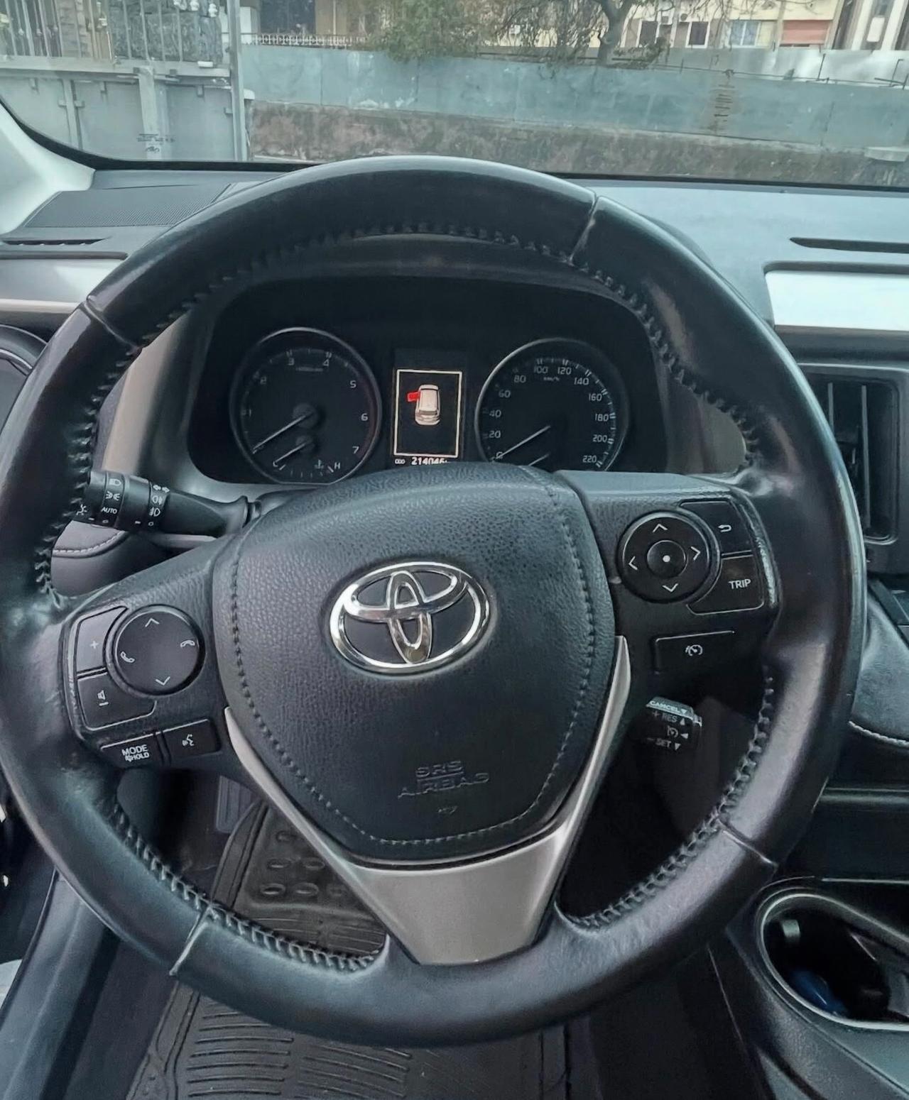 Toyota RAV 4 2.0 D-4D 2WD 143cv