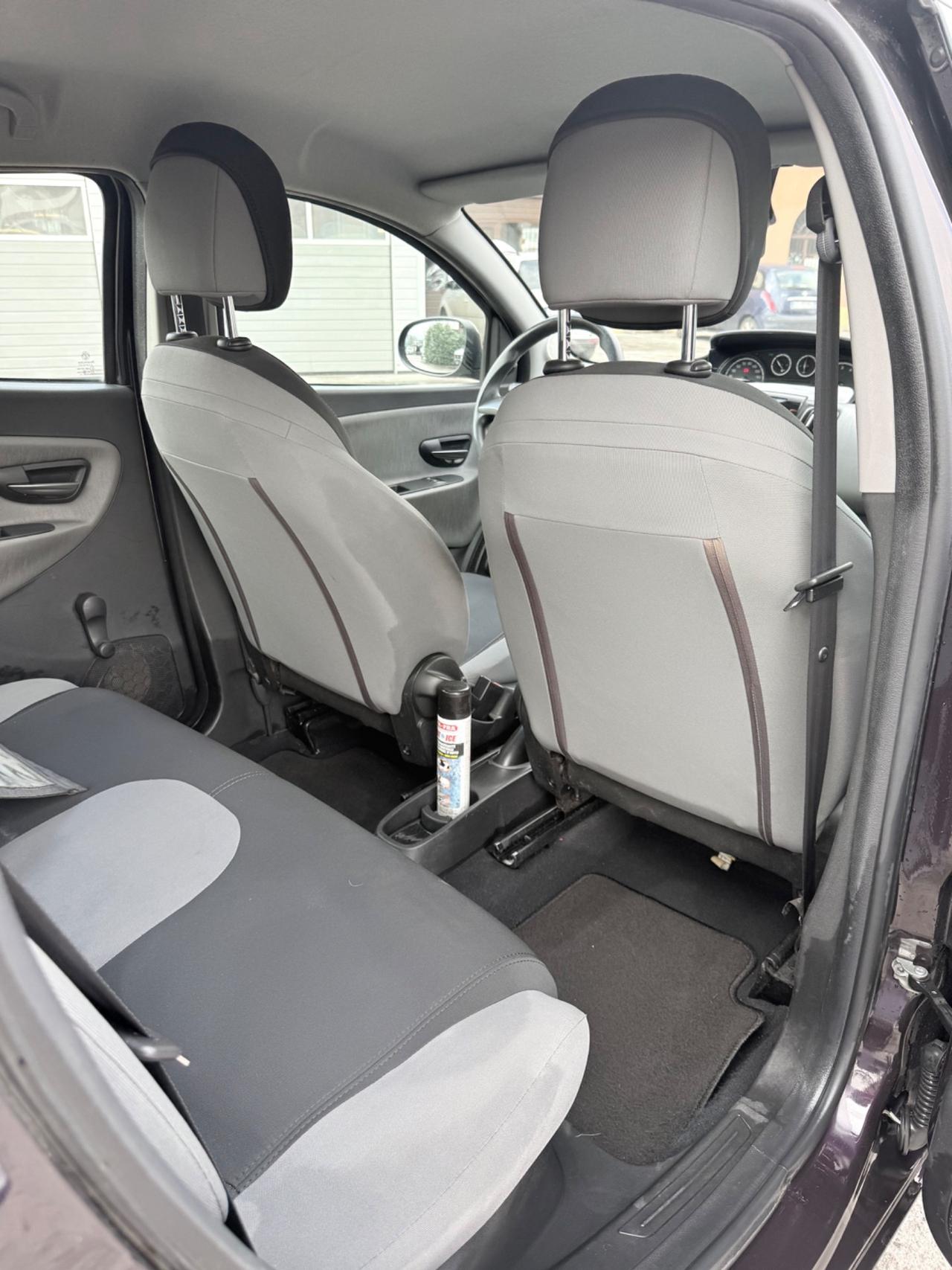 Lancia Ypsilon 1.2 69 CV 5 porte GPL Ecochic Gold