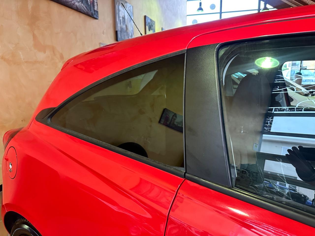 Opel Corsa 1.4 90CV Coupé b-Color 77.000km