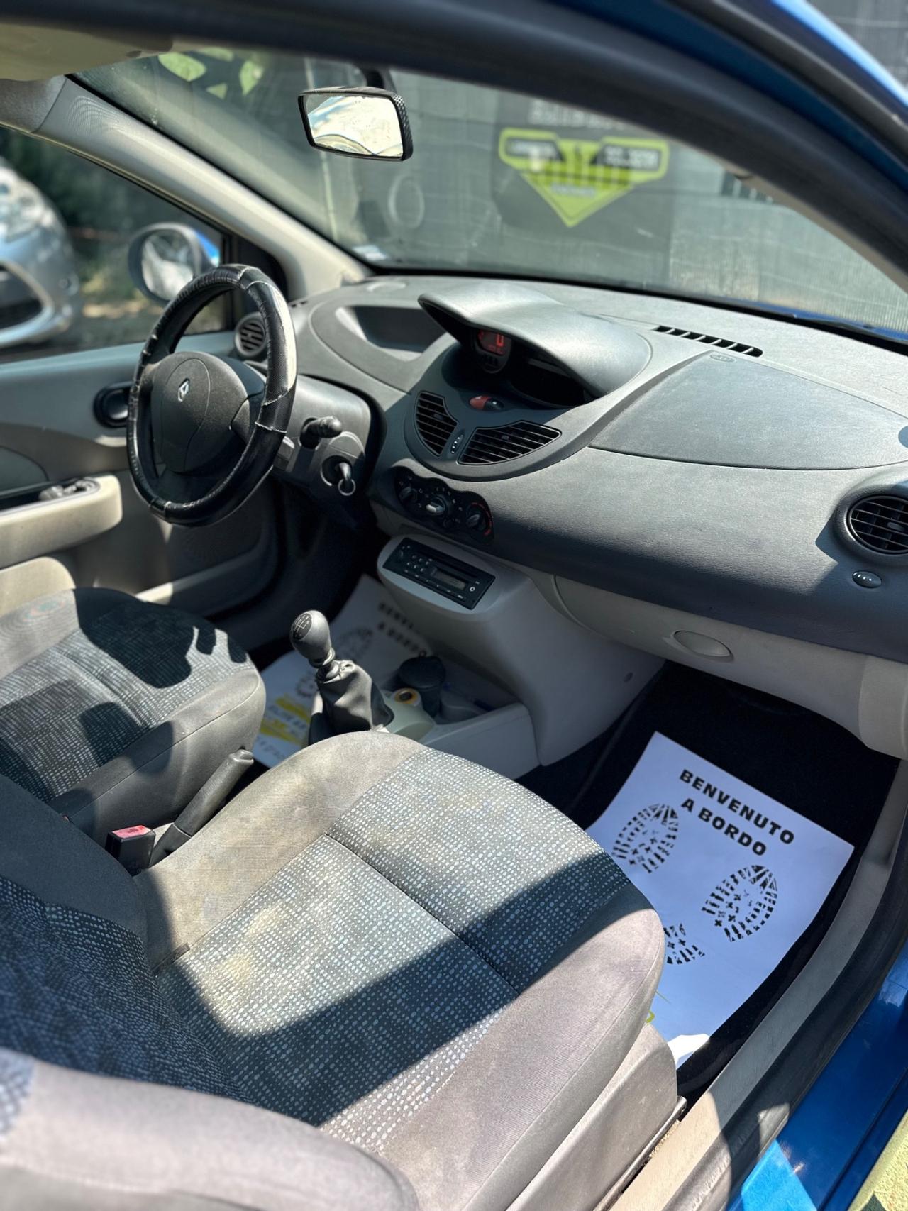 Renault TWINGO 1.2 16V LEV BENZINA NEOPATENTATI