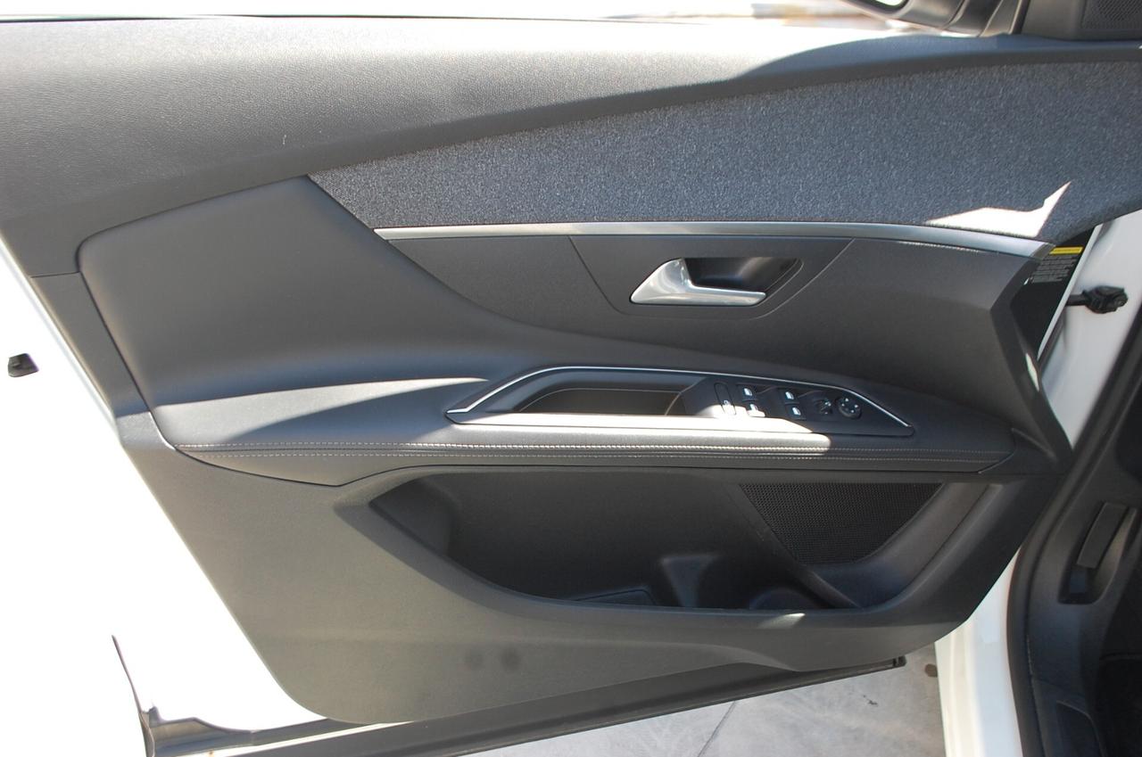 Peugeot 3008 1.5 bluehdi 131CV Allure S&S Uff Italy Tetto Led