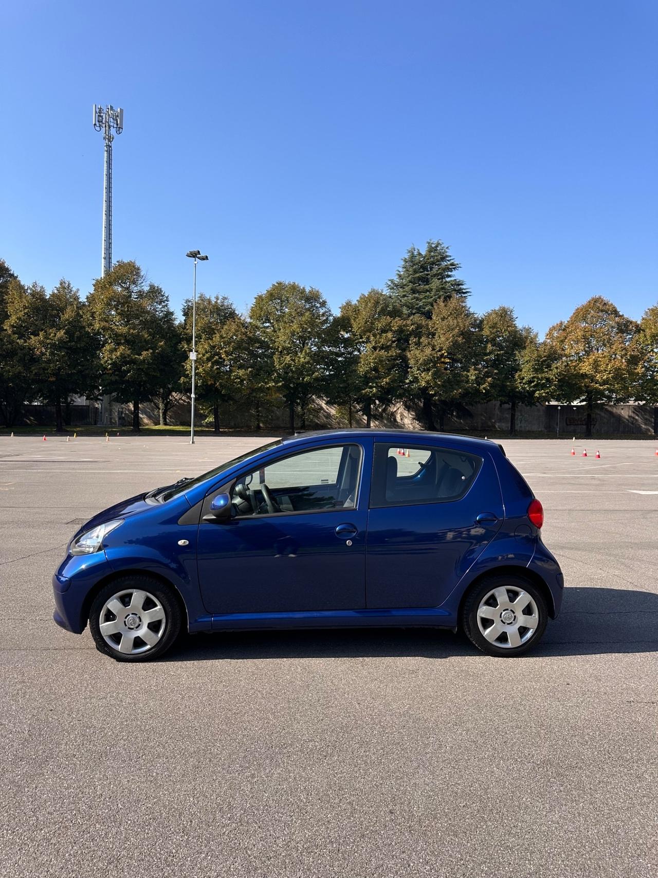 Toyota Aygo 1.0 Benzina 5p Sound Solo 80.000 Km
