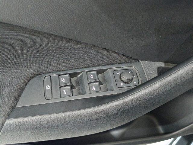 SKODA Kamiq 1.0 TSI 115 CV DSG Black Dots